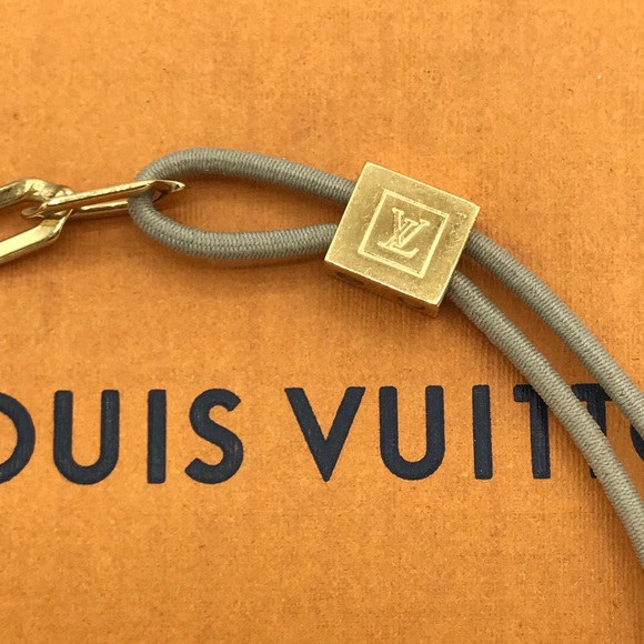 Louis Vuitton Rhinestone Headband Monogram Flower - Picture 5 of 16